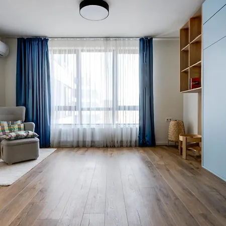 New - 300m Subway - 10 Mins Centre * Szófia