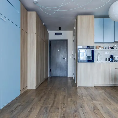 Apartament New - 300m Subway - 10 Mins Centre *