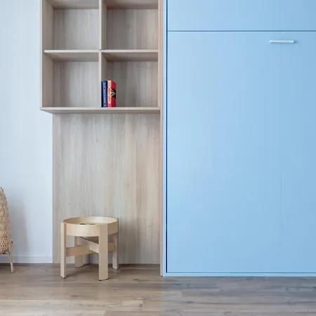 Apartament New - 300m Subway - 10 Mins Centre *