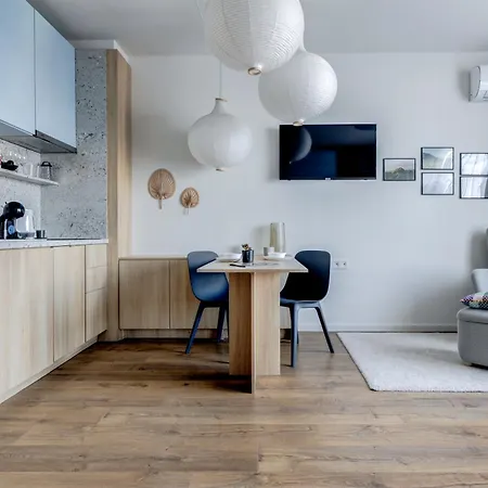 New - 300m Subway - 10 Mins Centre Apartment Sofia
