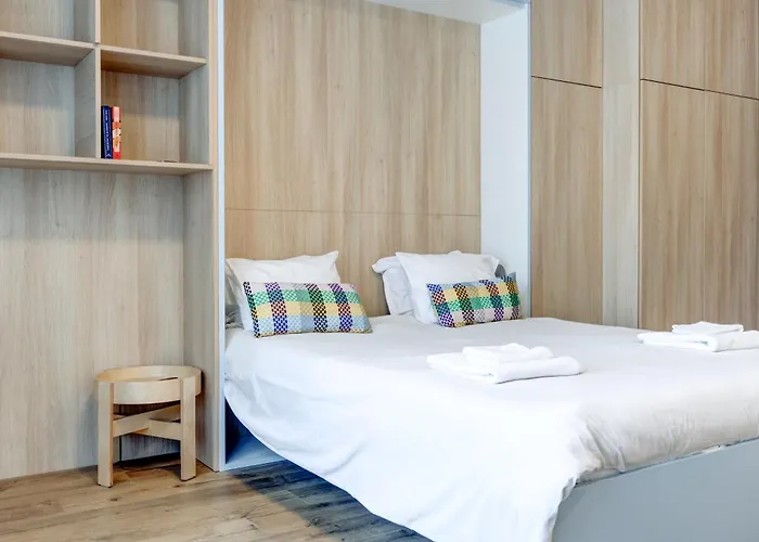 New - 300m Subway - 10 Mins Centre